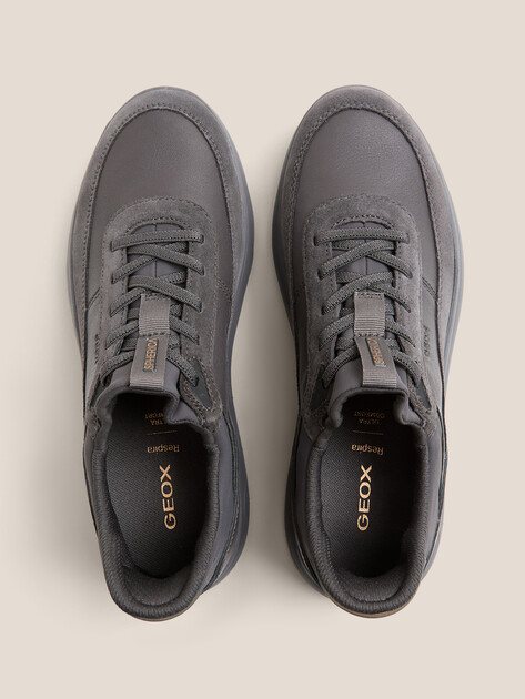 Мужские кроссовки GEOX U SPHERICA PLUS, Артикул U56MPA, темно-серый | 4675393. Ракурс 4