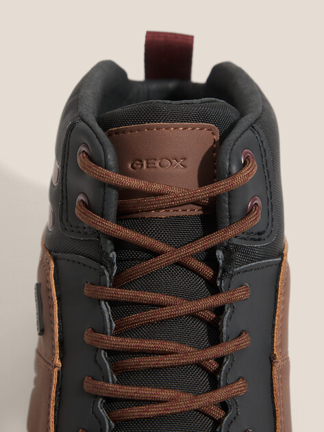 Мужские высокие кроссовки GEOX U SENALES B ABX, Артикул U56M2C, коричневый | 4675424. Ракурс 3 Мужские высокие кроссовки GEOX U SENALES B ABX, Артикул U56M2C, коричневый | 4675424. Ракурс 3