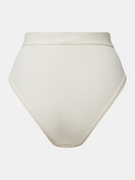 Женские трусы GUESS TESSA HIGH WAIST BRAZILIAN, Артикул O4BE15KCDA2, молочно-белый | 4675719. Ракурс 2 Женские трусы GUESS TESSA HIGH WAIST BRAZILIAN, Артикул O4BE15KCDA2, молочно-белый | 4675719. Ракурс 2