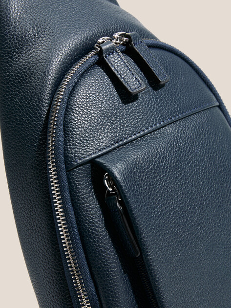 Мужской рюкзак TENDANCE, Артикул OU16452, темно-синий | 4681057. Ракурс 2