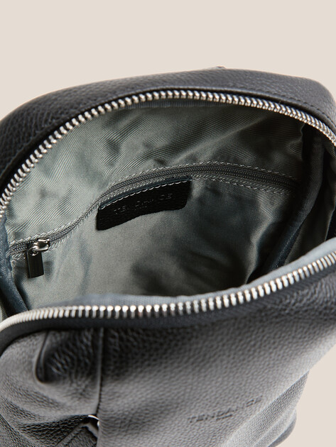 Мужская сумка TENDANCE, Артикул OU16348, черный | 4681067. Ракурс 4 Мужская сумка TENDANCE, Артикул OU16348, черный | 4681067. Ракурс 4