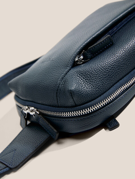 Мужская сумка  TENDANCE, Артикул OU16348, темно-синий | 4681071. Ракурс 2