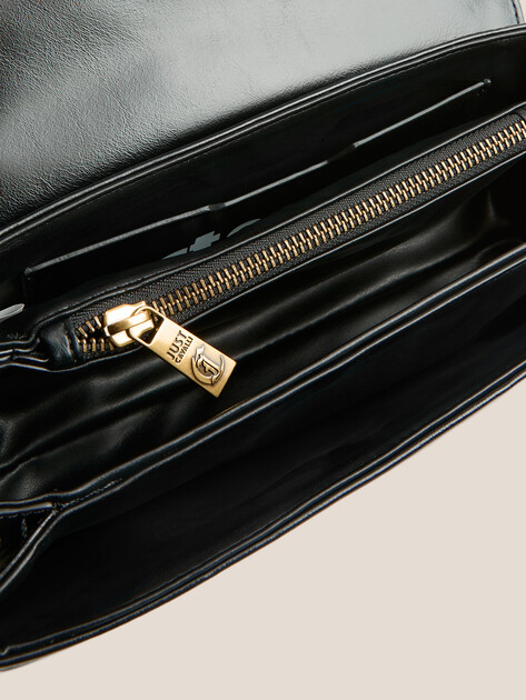 Женская сумка  JUST CAVALLI JC A _ ICONIC SNAKES - STYLE 1, Артикул 79RA4BA1, черный | 4689232. Ракурс 4