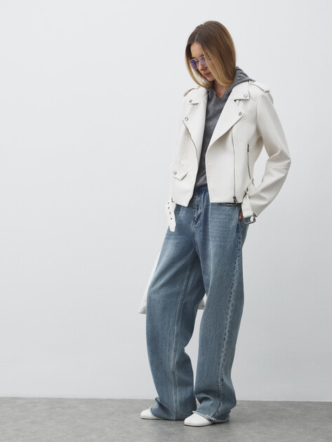 Женская косуха MAISON DAVID, Артикул DEBBY_DR, молочно-белый | 4689906. Ракурс 2