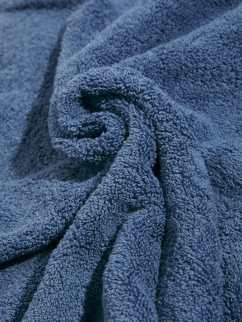 Махровое полотенце-покрывало 100x180 MAISON DAVID, Артикул Charlotte ABC 100x180 cm, серо-синий | 4692337. Ракурс 4