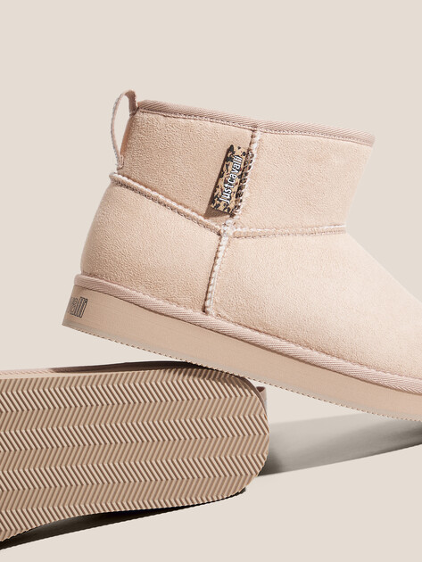 Женские угги JUST CAVALLI FONDO FEATHER, Артикул 79RA3S34, пыльно-бежевый | 4693064. Ракурс 3 Женские угги JUST CAVALLI FONDO FEATHER, Артикул 79RA3S34, пыльно-бежевый | 4693064. Ракурс 3