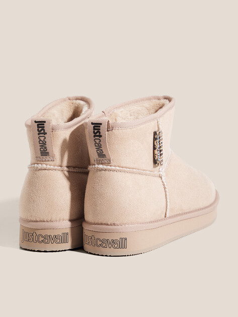 Женские угги JUST CAVALLI FONDO FEATHER, Артикул 79RA3S34, пыльно-бежевый | 4693064. Ракурс 5 Женские угги JUST CAVALLI FONDO FEATHER, Артикул 79RA3S34, пыльно-бежевый | 4693064. Ракурс 5