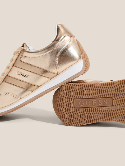 Женские кроссовки GUESS SAPHIA, Артикул FLTSAPLEM12, золотой | 4693541. Ракурс 3