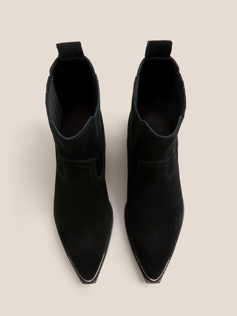 Казаки GUESS LANNA2, Артикул FLTLN2SUE10, черный | 4693771. Ракурс 4 Казаки GUESS LANNA2, Артикул FLTLN2SUE10, черный | 4693771. Ракурс 4