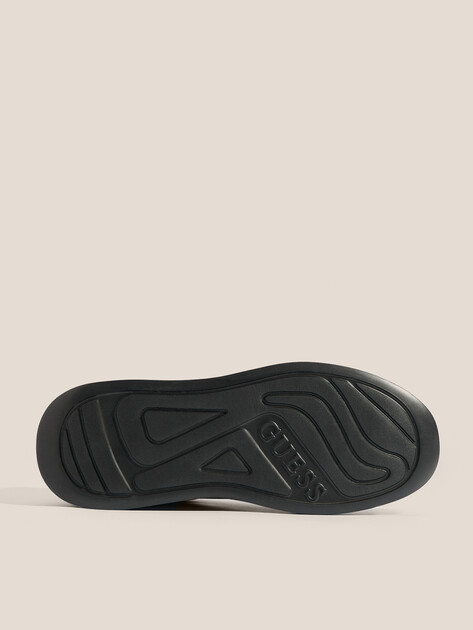 Мужские кеды GUESS ELBA, Артикул FMJLBALEA12, черный | 4693901. Ракурс 3 Мужские кеды GUESS ELBA, Артикул FMJLBALEA12, черный | 4693901. Ракурс 3
