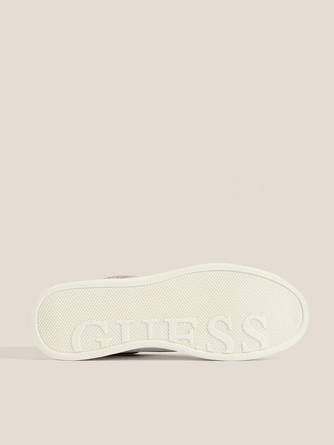 Мужские кеды GUESS WINNO II, Артикул FMJWIILEA12, белый | 4693930. Ракурс 3