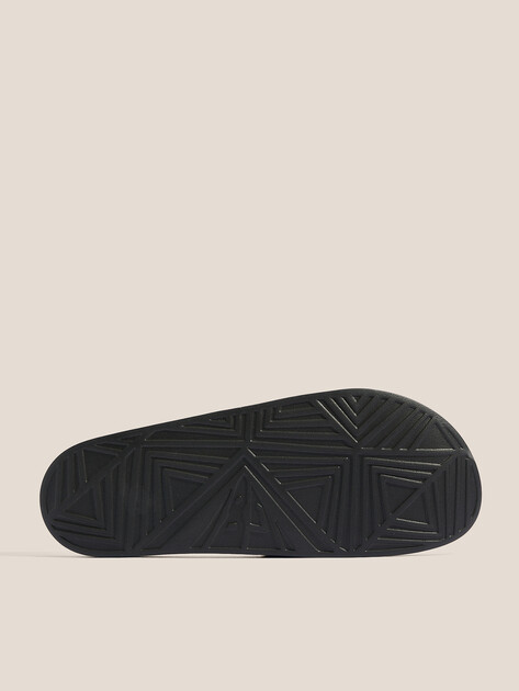 Мужские сланцы GUESS TOKYOT, Артикул FMJTOTELE19, черный | 4694110. Ракурс 3