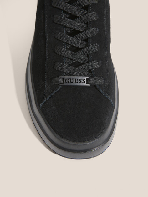 Мужские кеды GUESS ELBAN, Артикул FMFBANLEP12, черный | 4696766. Ракурс 3 Мужские кеды GUESS ELBAN, Артикул FMFBANLEP12, черный | 4696766. Ракурс 3