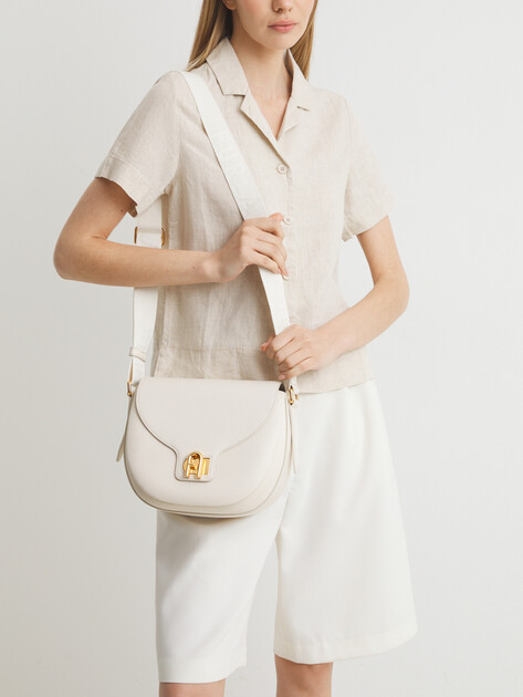 Женская сумка FURLA, Артикул FURLA LOTUS S CROSSBODY, белый | 4700312. Ракурс 2 Женская сумка FURLA, Артикул FURLA LOTUS S CROSSBODY, белый | 4700312. Ракурс 2