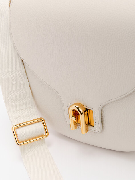 Женская сумка FURLA, Артикул FURLA LOTUS S CROSSBODY, белый | 4700312. Ракурс 3 Женская сумка FURLA, Артикул FURLA LOTUS S CROSSBODY, белый | 4700312. Ракурс 3