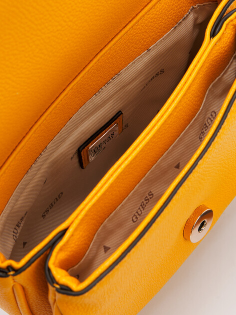 Женская сумка через плечо кросс-боди GUESS CALEBRA MINI CNVRTBL XBDY FLAP, Артикул HWBG9536780, желтый | 4712561. Ракурс 4