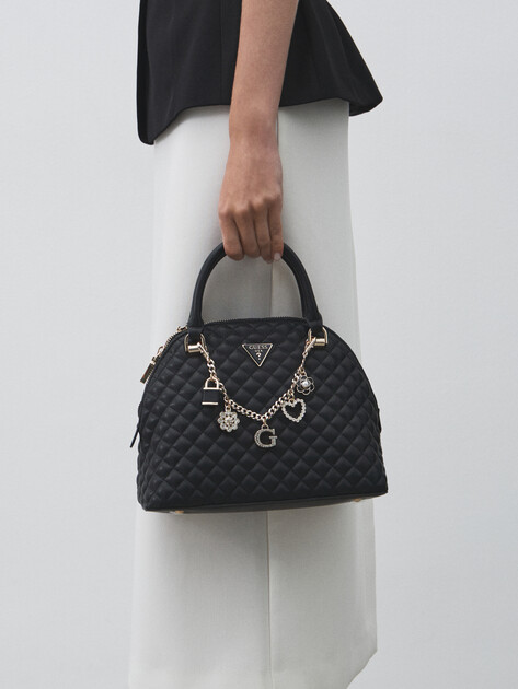 Женская сумка GUESS EVERLEE DOME SATCHEL, Артикул HWEG8679050, черный | 4712661. Ракурс 5 Женская сумка GUESS EVERLEE DOME SATCHEL, Артикул HWEG8679050, черный | 4712661. Ракурс 5