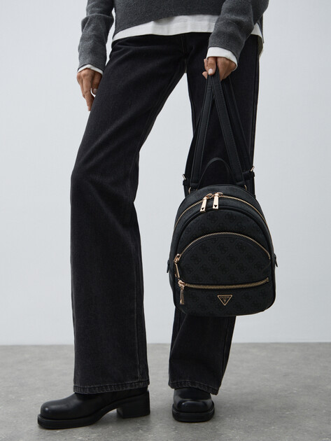 Женский рюкзак GUESS MANHATTAN II BACKPACK, Артикул HWSG7118320, темно-серый | 4712819. Ракурс 5