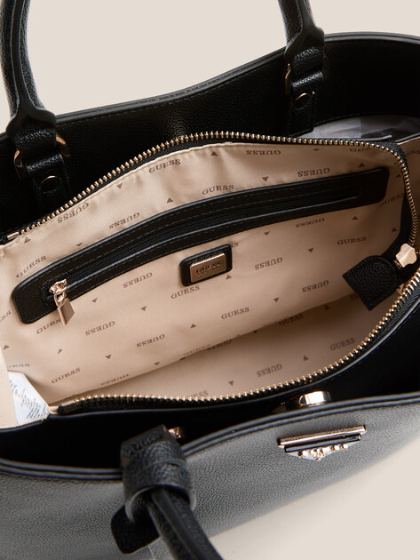 Женский тоут GUESS MERIDIAN II GIRLFRIEND SATCHEL, Артикул HWBG6974060, черный | 4712895. Ракурс 4 Женский тоут GUESS MERIDIAN II GIRLFRIEND SATCHEL, Артикул HWBG6974060, черный | 4712895. Ракурс 4