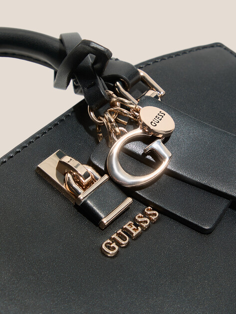 Женская сумка  GUESS QUEENSLAND MINI SATCHEL, Артикул HWVG9655760, черный | 4713237. Ракурс 2