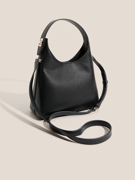 Женская сумка  GUESS ROSALBA SMALL HOBO CROSSBODY, Артикул HWZG9657010, черный | 4713286. Ракурс 3