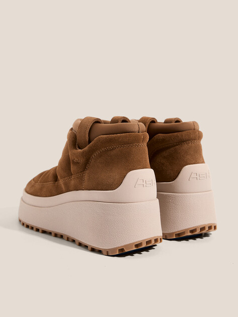 Женские угги ASH ONYX FW25, Артикул ONYX FW25, светло-коричневый | 4716591. Ракурс 5 Женские угги ASH ONYX FW25, Артикул ONYX FW25, светло-коричневый | 4716591. Ракурс 5