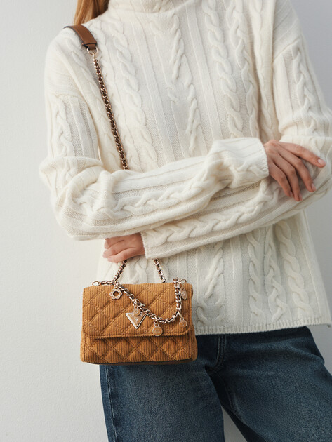 Кросс-боди GUESS GIULLY II MINI 2 COMP CVRT FLP, Артикул HWCG9673740, светло-коричневый | 4719518. Ракурс 5