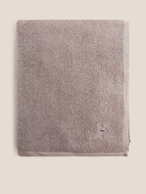 Махровое банное полотенце 100x150 MAISON DAVID, Артикул Louis ABC 100x150 cm, коричнево-серый | 4720281. Ракурс 3