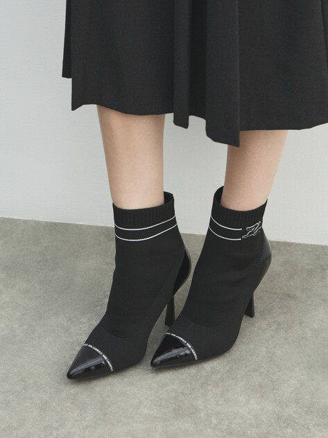 Женские ботильоны KARL LAGERFELD PANDARA Embro Ankle Boot, Артикул KL31357, черный | 4720593. Ракурс 6 Женские ботильоны KARL LAGERFELD PANDARA Embro Ankle Boot, Артикул KL31357, черный | 4720593. Ракурс 6