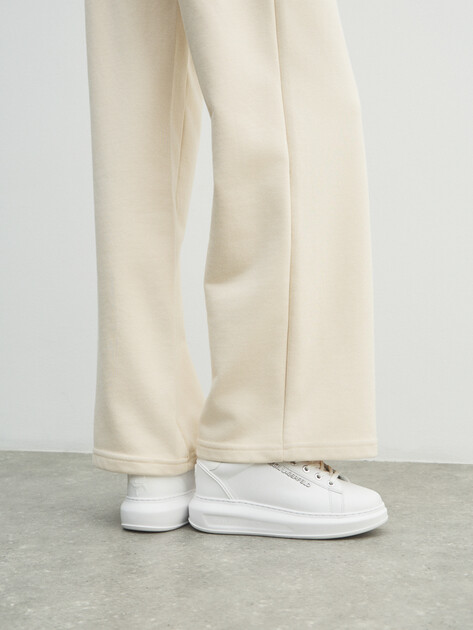 Женские кеды KARL LAGERFELD KAPRI Karl NFT Kounter Rlf, Артикул KL62525N, белый | 4721170. Ракурс 6