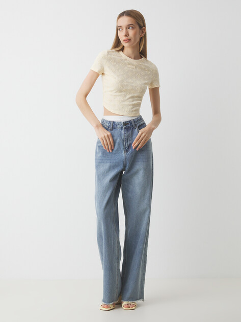 Топ GUESS PEONY JACQUARD KNIT TOP, Артикул V5GP21KCT02, сливочный | 4726397. Ракурс 2 Топ GUESS PEONY JACQUARD KNIT TOP, Артикул V5GP21KCT02, сливочный | 4726397. Ракурс 2