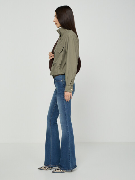 Женская куртка GUESS YASMINE CROP POCKETS JACKET, Артикул W5GL17WGW50, серо-зеленый | 4727795. Ракурс 2