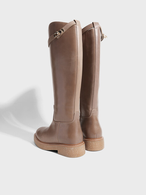 Женские сапоги TENDANCE, Артикул YS-58013-161, коричневый | 4728205. Ракурс 4 Женские сапоги TENDANCE, Артикул YS-58013-161, коричневый | 4728205. Ракурс 4