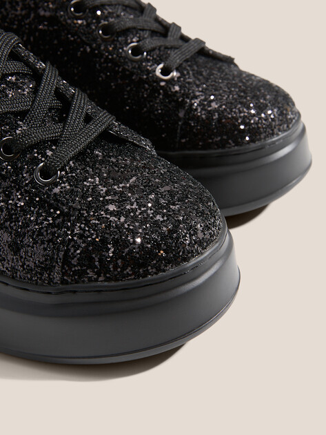 Женские кеды KARL LAGERFELD ANAKAPRI Glitter NFT Mix, Артикул KL63531N, черный | 4729825. Ракурс 3