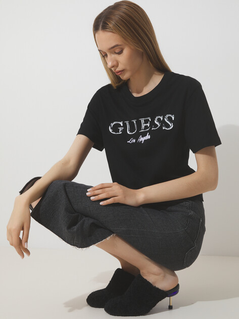Женская футболка GUESS CLEMATIS CROP KIMONO SS TEE, Артикул V5GI09K9RM1, черный | 4737715. Ракурс 5 Женская футболка GUESS CLEMATIS CROP KIMONO SS TEE, Артикул V5GI09K9RM1, черный | 4737715. Ракурс 5