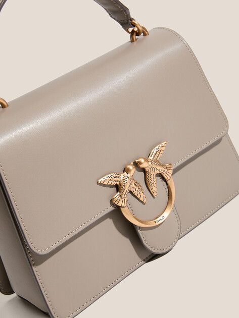 Женская сумка PINKO LOVE ONE TOP HANDLE CLASSIC, Артикул 100066, коричнево-серый | 4740577. Ракурс 2 Женская сумка PINKO LOVE ONE TOP HANDLE CLASSIC, Артикул 100066, коричнево-серый | 4740577. Ракурс 2