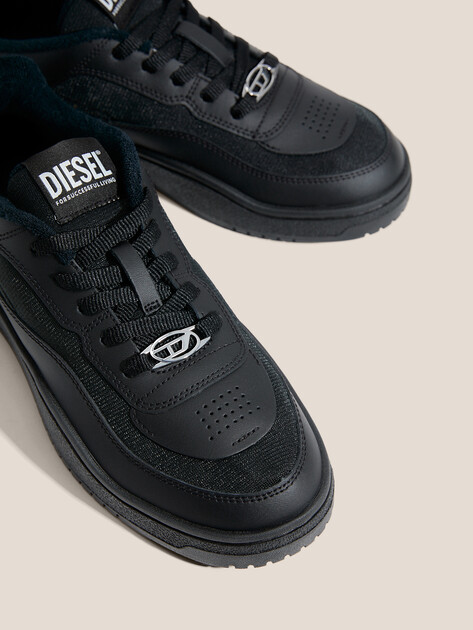 Мужские кеды DIESEL OVAL SKATE, Артикул Y03511, черный | 4765156. Ракурс 3 Мужские кеды DIESEL OVAL SKATE, Артикул Y03511, черный | 4765156. Ракурс 3