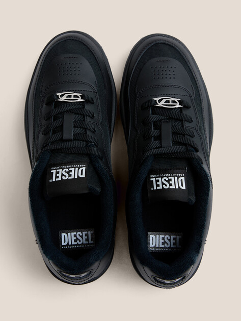 Мужские кеды DIESEL OVAL SKATE, Артикул Y03511, черный | 4765156. Ракурс 4 Мужские кеды DIESEL OVAL SKATE, Артикул Y03511, черный | 4765156. Ракурс 4