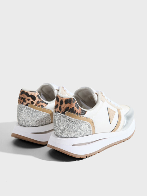 Женские кроссовки GUESS EAGAR2, Артикул FLP2EGPEL12, молочно-белый | 4766097. Ракурс 5