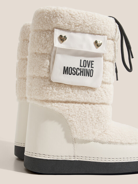 Женские угги LOVE MOSCHINO SKI BOOT, Артикул JA24452G, молочно-белый | 4767807. Ракурс 3
