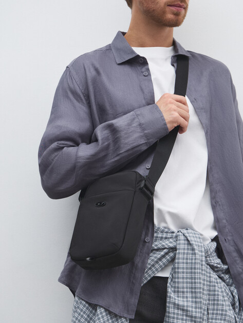 Мужская сумка DIESEL D-PACK, Артикул X10310, черный | 4770365. Ракурс 5 Мужская сумка DIESEL D-PACK, Артикул X10310, черный | 4770365. Ракурс 5