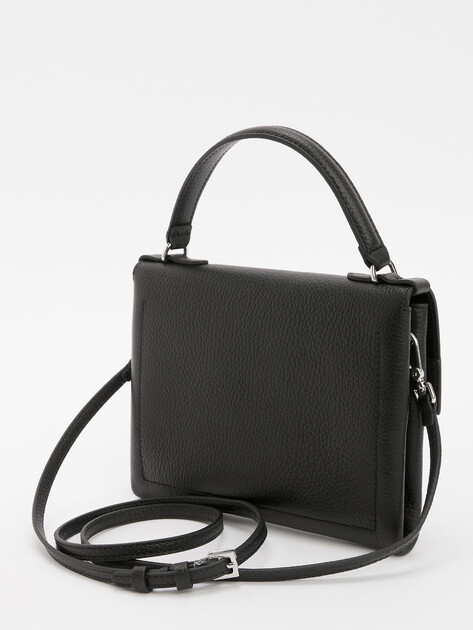 Женская сумка COCCINELLE HANDBAG GRAINED LEATHER / NOIR, Артикул E1 MD5 19 03 02, черный | 4776298. Ракурс 4 Женская сумка COCCINELLE HANDBAG GRAINED LEATHER / NOIR, Артикул E1 MD5 19 03 02, черный | 4776298. Ракурс 4