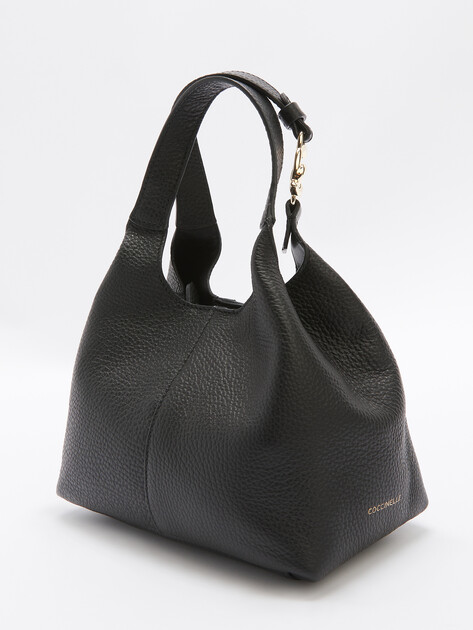 Женская сумка  COCCINELLE HANDBAG GRAINED LEATHER / NOIR, Артикул E1 SHA 58 01 01, черный | 4776827. Ракурс 4