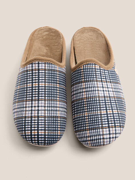 Мужская домашняя обувь LA MAISON DE L'ESPADRILLE, Артикул 7822, мультицвет | 4781775. Ракурс 4 Мужская домашняя обувь LA MAISON DE L'ESPADRILLE, Артикул 7822, мультицвет | 4781775. Ракурс 4