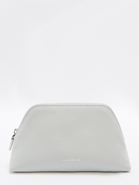 Набор женских косметичек COCCINELLE TRIS TRAVEL BEAUTY GRAINED LEA, Артикул E5 TMF 25 04 01, мультицвет | 4786522. Ракурс 2