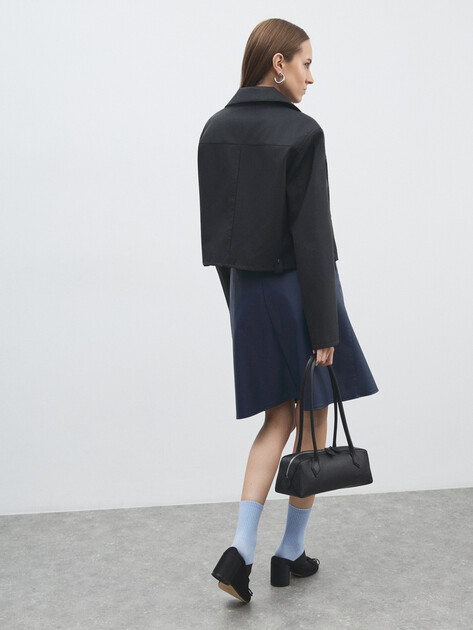 Женская куртка MAISON DAVID, Артикул ROXANE_DR, черный | 4799654. Ракурс 4 Женская куртка MAISON DAVID, Артикул ROXANE_DR, черный | 4799654. Ракурс 4