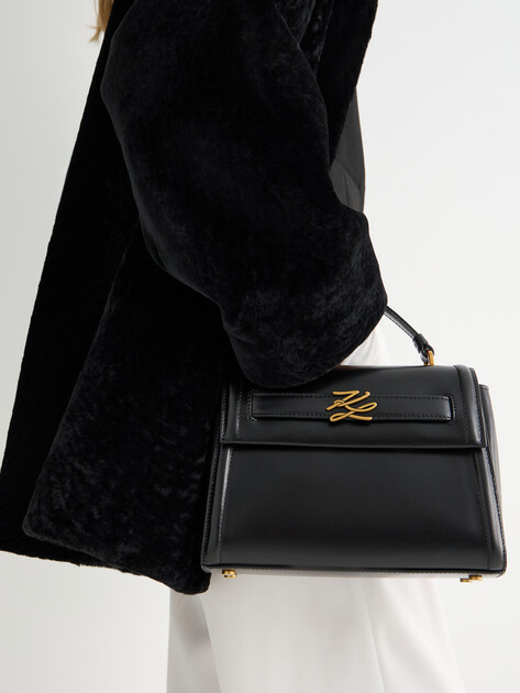 Женская сумка  KARL LAGERFELD k/autograph sm top handle blck, Артикул B1W30291, черный | 4800430. Ракурс 5