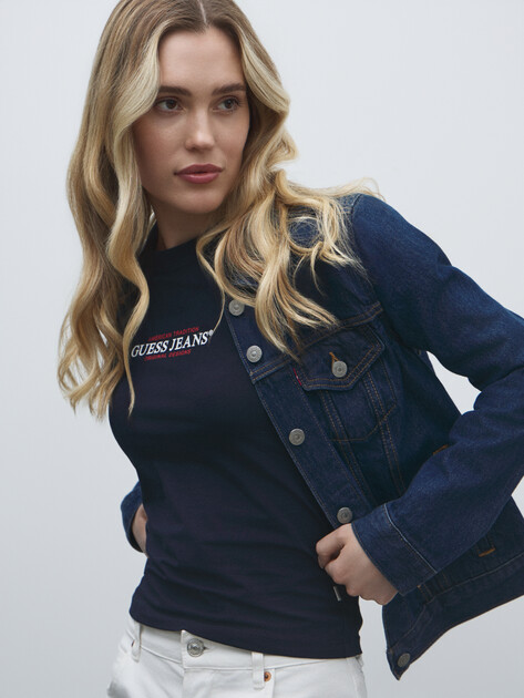 Женская футболка GUESS JEANS GJ SS CN SLIM AMERICAN TR TEE, Артикул W4YI03J1314, темно-синий | 4803691. Ракурс 5 Женская футболка GUESS JEANS GJ SS CN SLIM AMERICAN TR TEE, Артикул W4YI03J1314, темно-синий | 4803691. Ракурс 5
