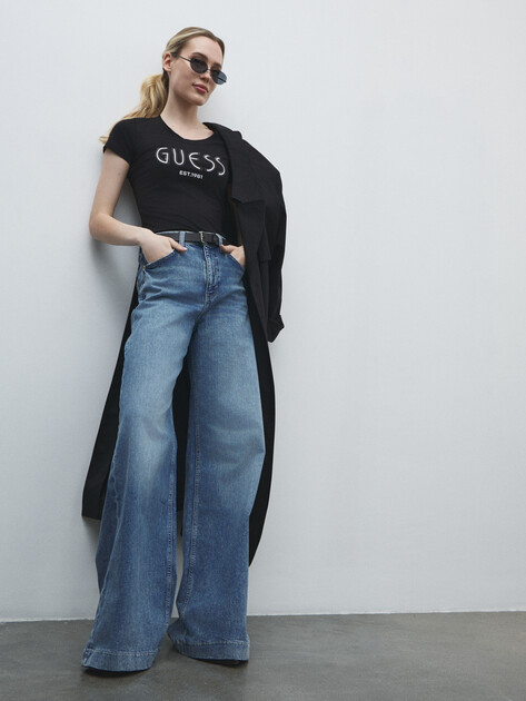 Женские широкие джинсы  GUESS BELLAGIO, Артикул W5YA1CD5QP2, серо-синий | 4803971. Ракурс 5