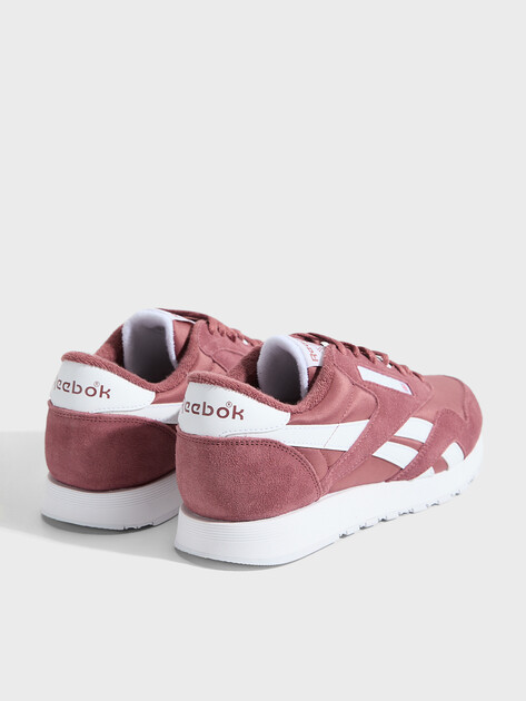 Женские кроссовки REEBOK CLASSIC NYLON, Артикул CLASSIC NYLON, коричнево-бордовый | 4805731. Ракурс 5